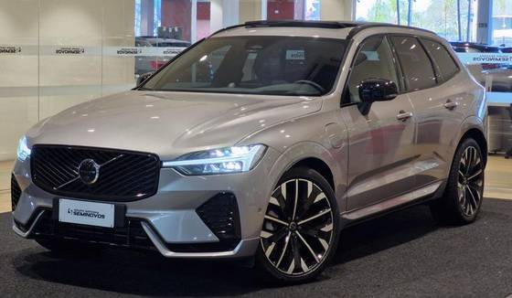 VOLVO XC60 2.0 T8 PHEV ULTRA DARK AWD GEARTRONIC